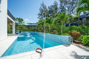 Exterior - Sabal Custom Home By the Beach (Siesta Key)