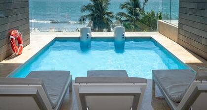 Luxury 3 Bedroom Oceanfront Oasis Retreat! A+ Bocagrande Location