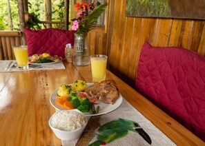 Restaurant - Balcón Tumpiki (Nanegalito)