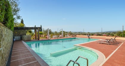 3 bedroom pet friendly home in Arezzo