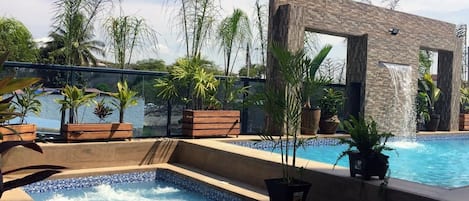 2 bedrooms, free WiFi