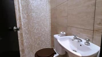 Ducha, cabezal de ducha tipo lluvia, artículos de tocador gratuitos