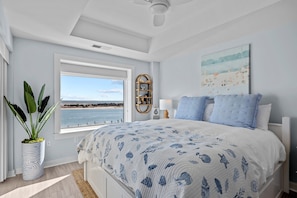 3 bedrooms, iron/ironing board, WiFi, bed sheets - Sea Serenity - the best views in the coastal Carolinas @ Old Towne Yacht Club (Beaufort)