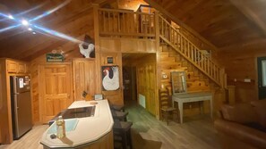 Interior - Almost Heaven - Unplug & Unwind at this Serene Classic Cabin in Hochatown (Broken Bow)