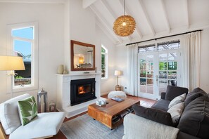 Smart-TV, peis og stereoanlegg