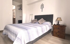 2 bedrooms, desk, iron/ironing board, travel cot