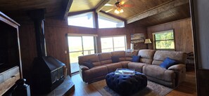 TV, peis og stereoanlegg