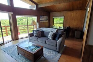 Tv, pejs, stereoanlæg