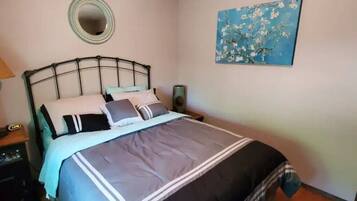 2 quartos, Wi-Fi de cortesia, roupa de cama