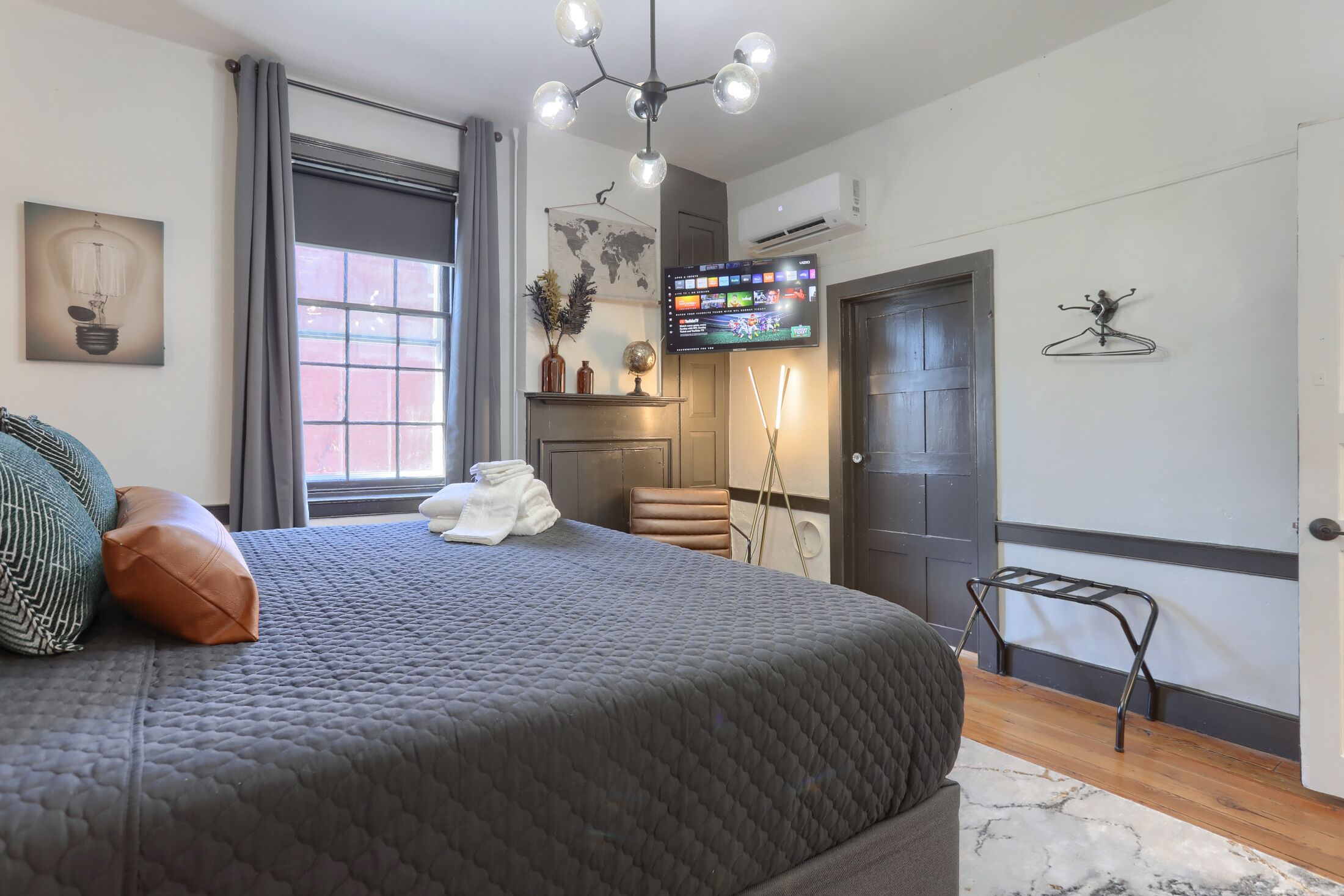 5 chambres, fer et planche à repasser, lit parapluie, Wi-Fi gratuit