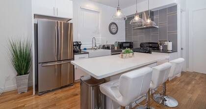 Modern Luxury House closed to San Francisco & Berkerly & DT Oakland & Alameda