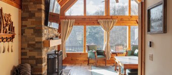 New Hot Tub - Sweet Pines Cabin - Sleeps up to 8