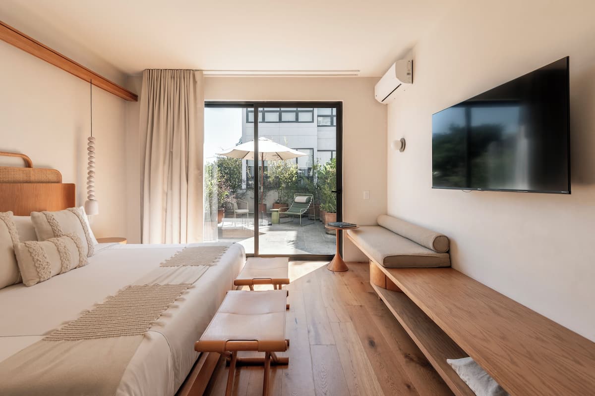 Classic Suite | Luxe beddengoed, een minibar, gratis wifi, beddengoed