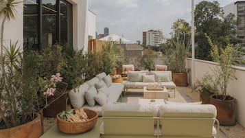 Sundeck