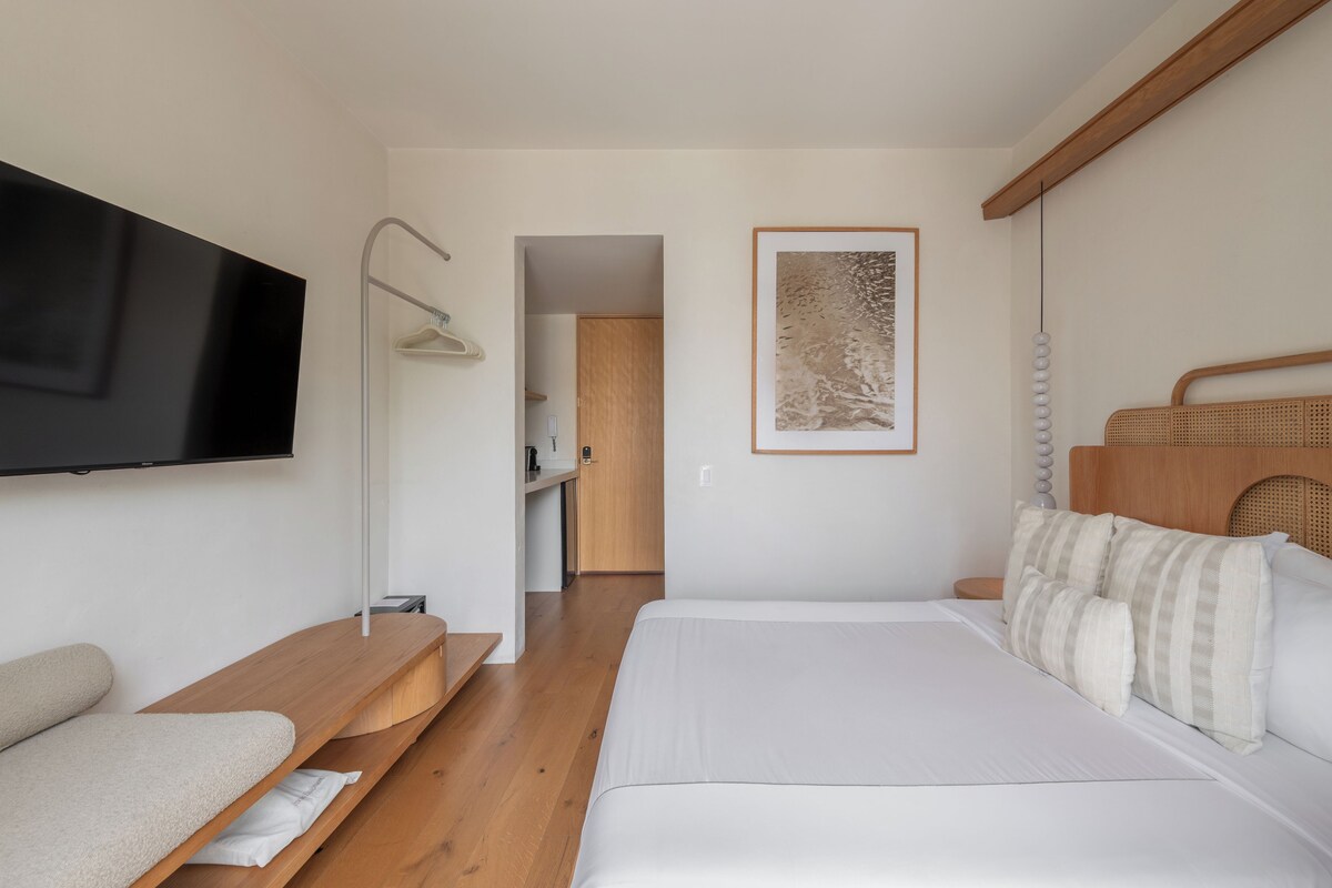 Sengetøy av topp kvalitet, minibar, wi-fi (inkludert) og sengetøy