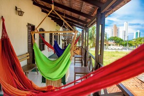 Basic Apartment, 1 Bedroom, Penyaman udara, City View | Teres/patio