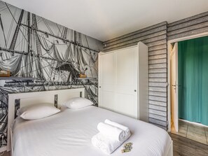 1 habitación, wifi y ropa de cama