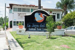 Área de juegos infantiles al aire libre