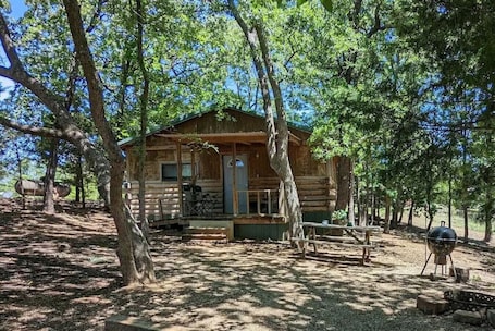 Exterior. Little Woods - Cabin Tucked in the Woods