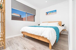 2 Schlafzimmer, Bügeleisen/Bügelbrett, Reisekinderbett, kostenloses WLAN