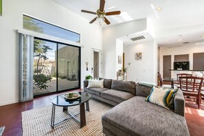 Living area - Desert Villa Oasis: Modern Luxury with Salted Pool & Spa. Pet Friendly! (Desert Hot Springs)