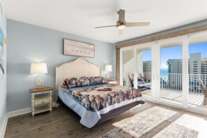 3 bedrooms, desk, iron/ironing board, travel crib