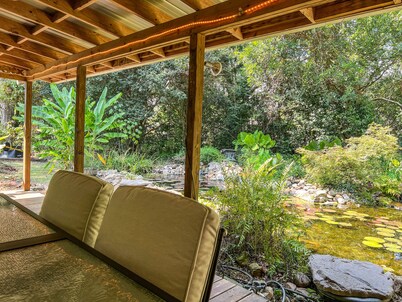 Secluded nature escape. 8 min. to Robert Trent Jones and 5 min. to downtown. 