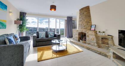 Saltdean Seaview 1 and Free Parking by My Getaways