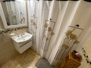 Appartement, 1 slaapkamer, roken | Badkamer