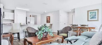 Beautiful Bracken Lane Bungalow