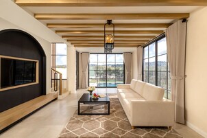 Smart TV de 40 pulgadas con canales digitales