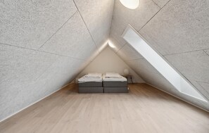 5 soverom, strykejern/-brett, reiseseng for barn og wi-fi (inkludert)