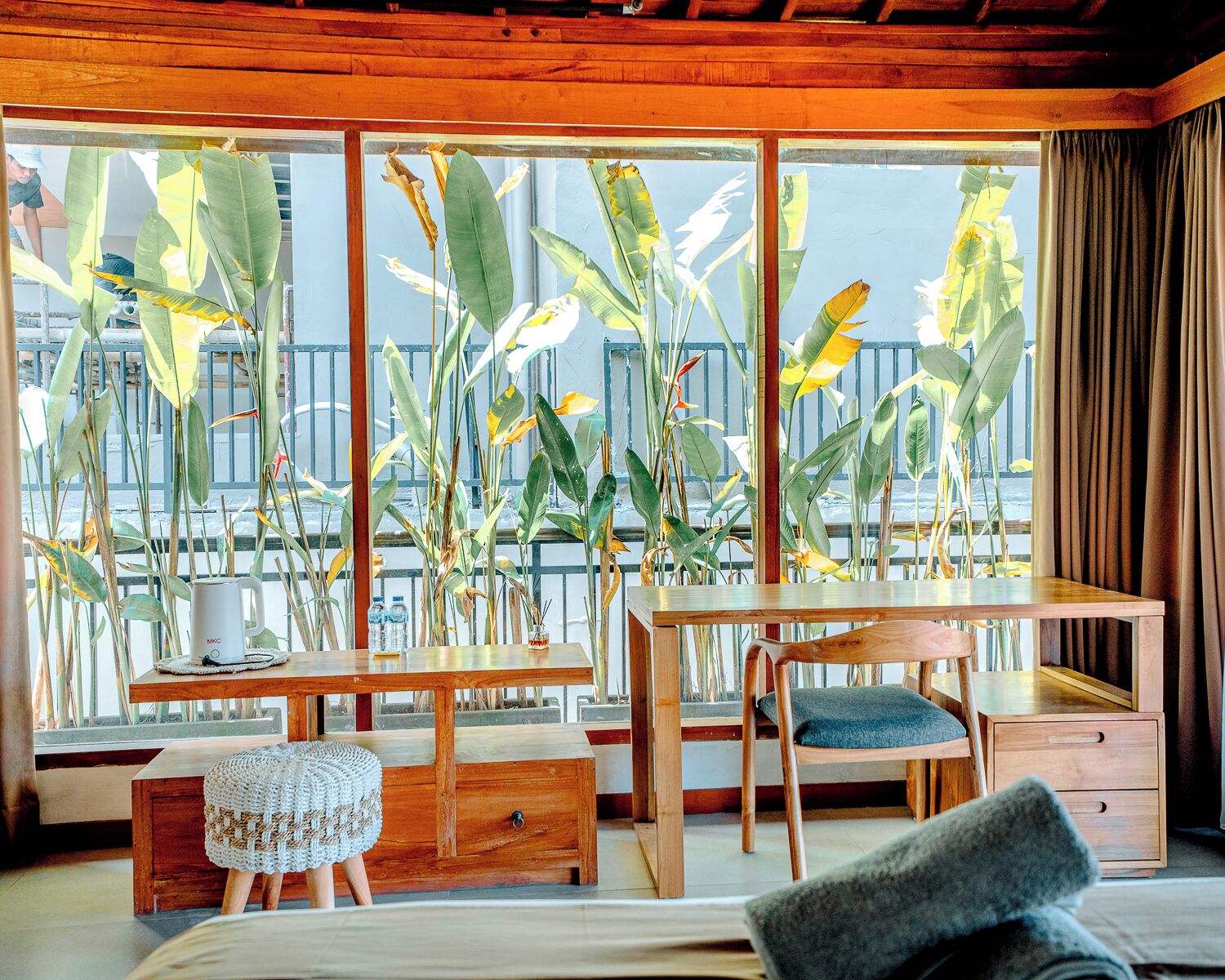 1 habitación y escritorio 