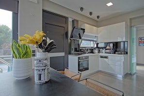 Fridge, microwave, dishwasher, toaster