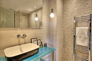 Dusche, Haartrockner