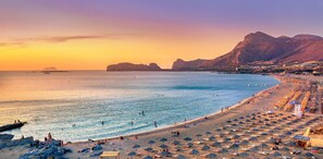 Strand