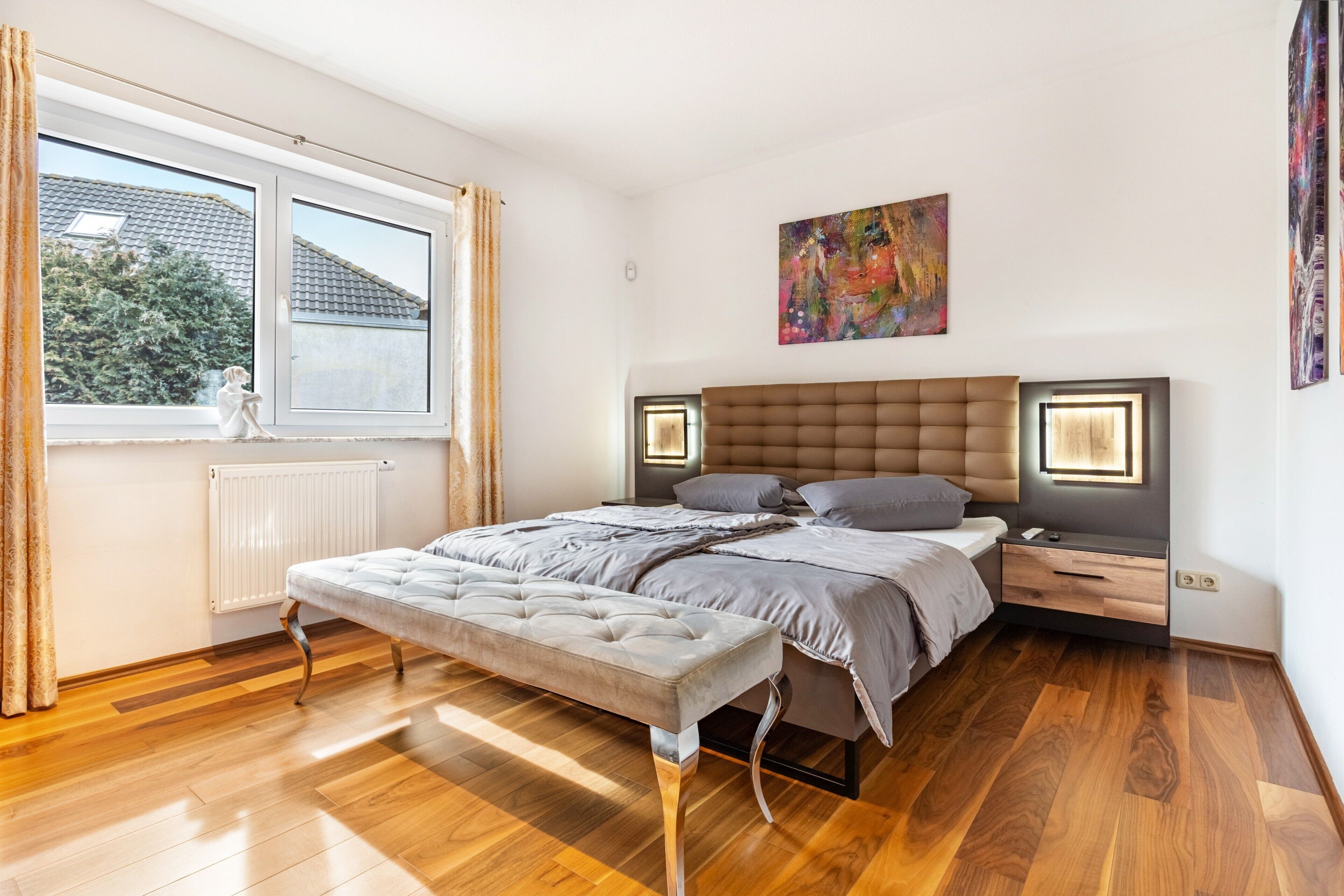 3 bedrooms, iron/ironing board, free WiFi, bed sheets