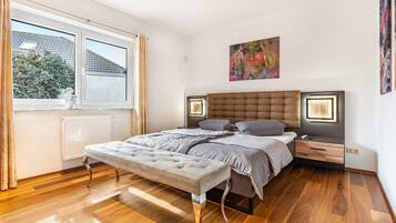 3 Schlafzimmer, Bügeleisen/Bügelbrett, kostenloses WLAN, Bettwäsche