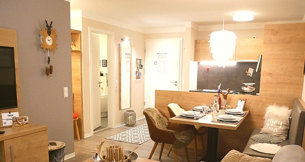 Fernseher, Stereoanlage