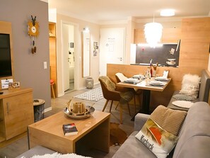 テレビ、ステレオ