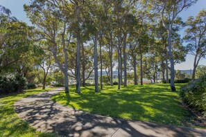 Luxury House | Park view