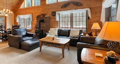 Beechwood Home - 4 Bedrooms and 3 Baths, sleeps 10