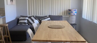 Busselton Bayside - minutes from the beach. Bring your  doggie