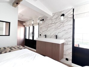 3 Schlafzimmer, Bügeleisen/Bügelbrett, WLAN, Bettwäsche