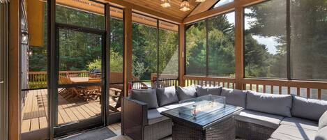 TV, fireplace, table football, offices