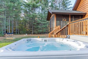 Bain à remous extérieur