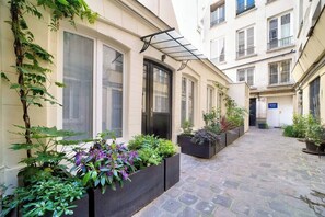 Exterior detail - Magnificent apartment in the heart of Paris (Paris)