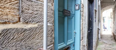 تفاصيل الفندق من الخارج