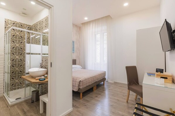 Strygejern/strygebræt, weekendseng, Wi-Fi, sengetøj