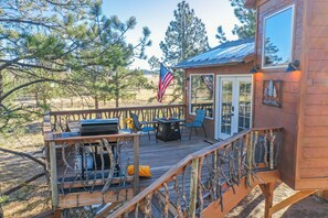 Terrace/patio - Tree Fort Escape (Larkspur)